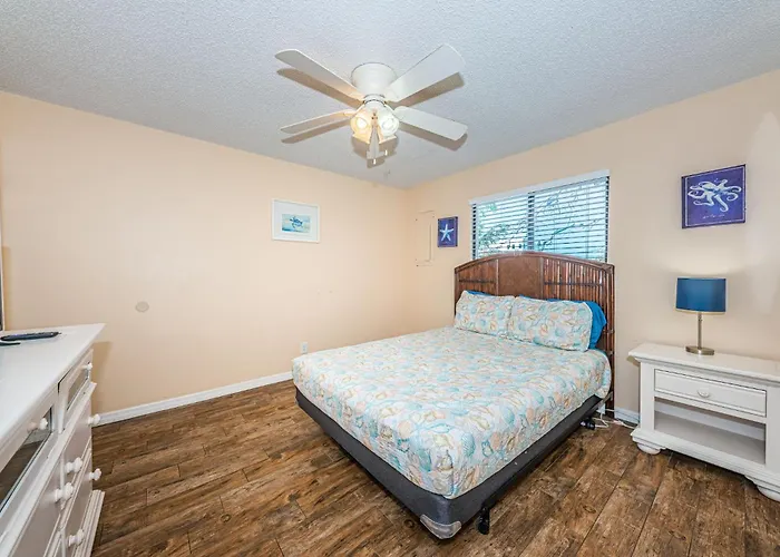 Tropical Indian Rocks B Apartment Clearwater Beach