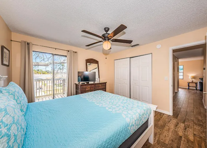 Tropical Indian Rocks B Apartment Clearwater Beach